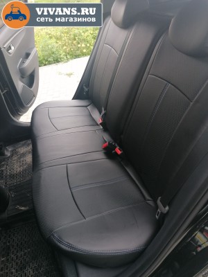 Чехлы на Кия Рио 4 / Kia Rio 4 / Оригинал / Экокожа / Черный с синей нитью Чехлы на Кия Рио 4 / Kia Rio 4 / Оригинал / Экокожа / Черный с синей нитью